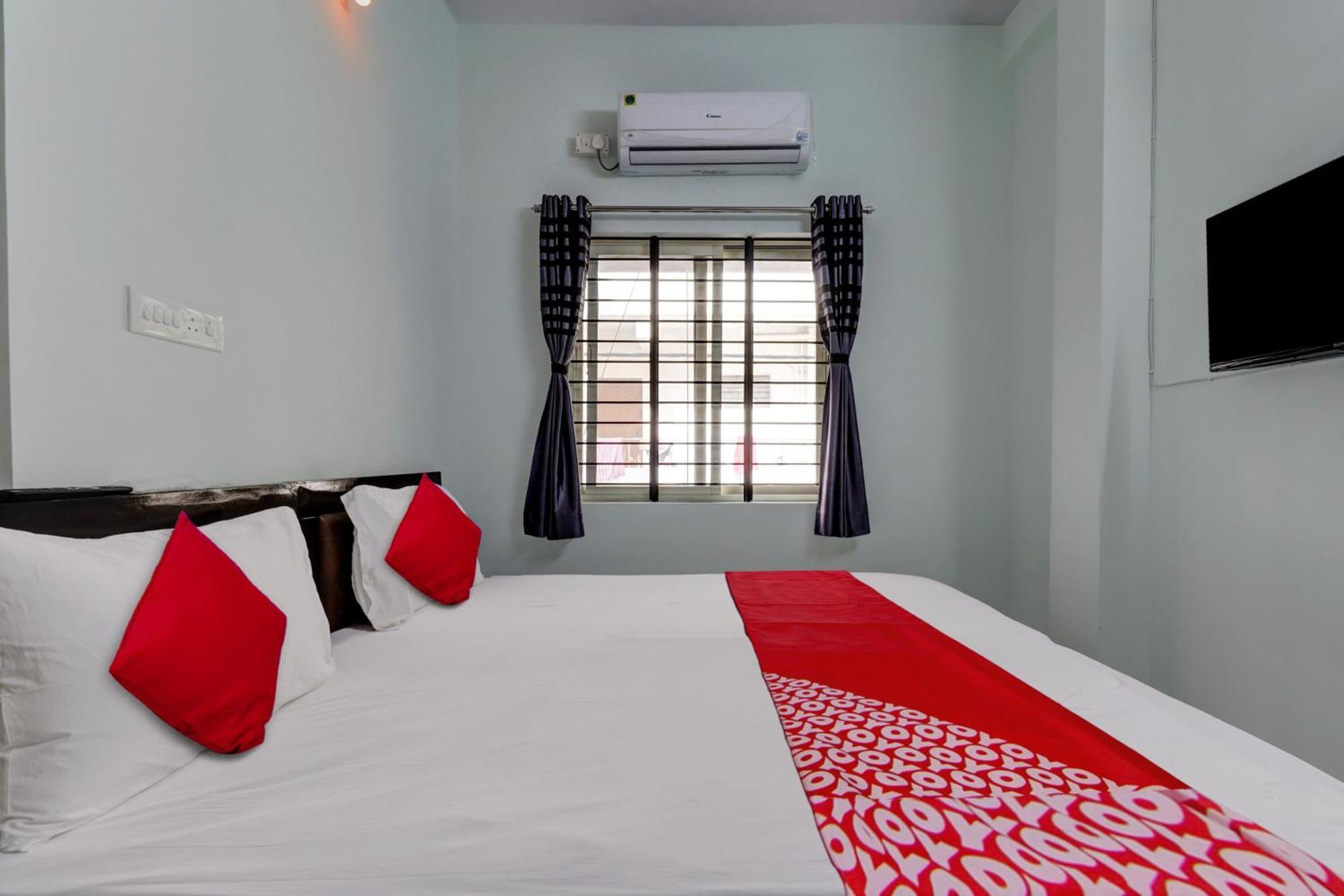 Oyo Pm Hotels Bangalore Luaran gambar