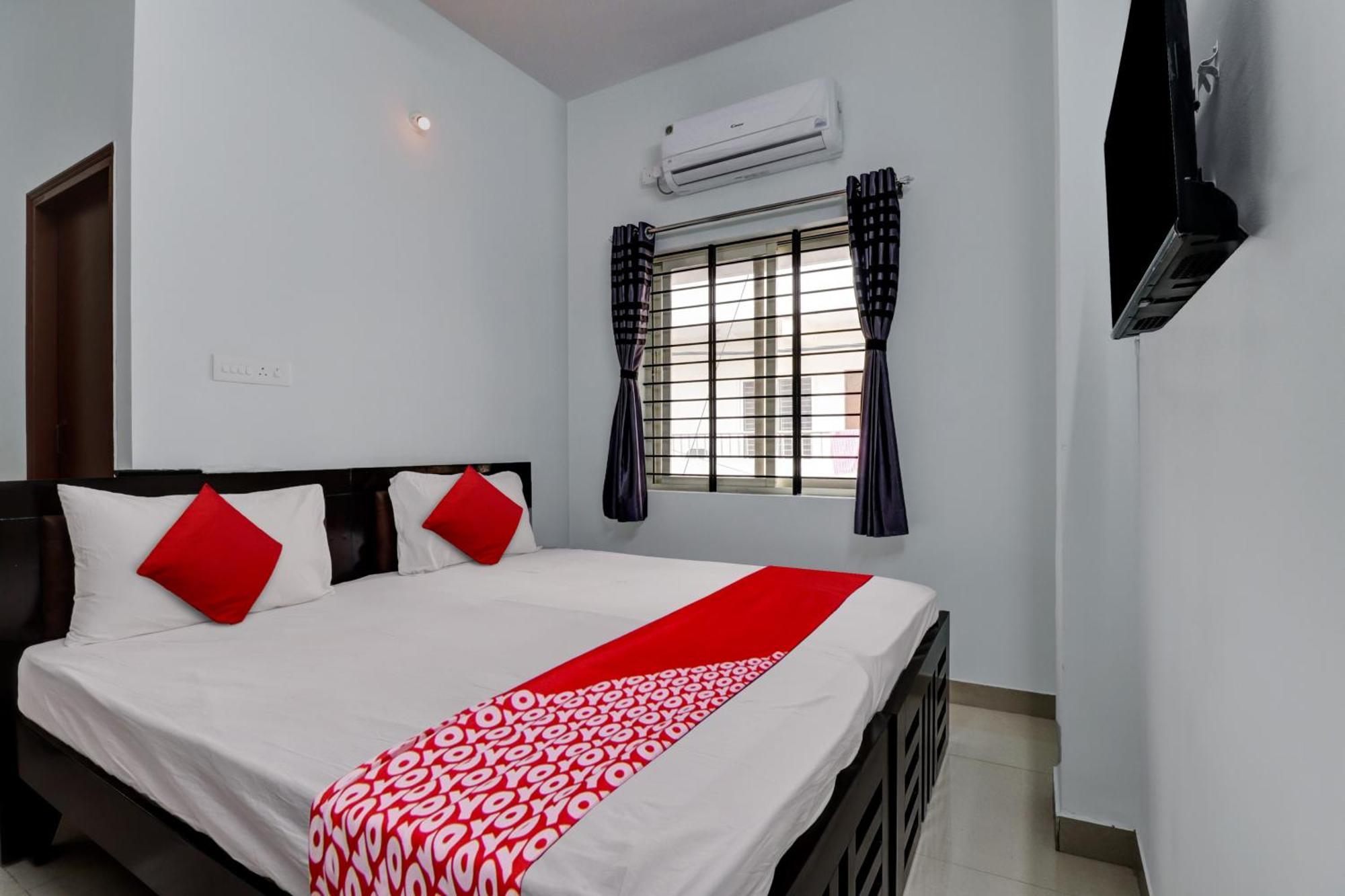 Oyo Pm Hotels Bangalore Luaran gambar