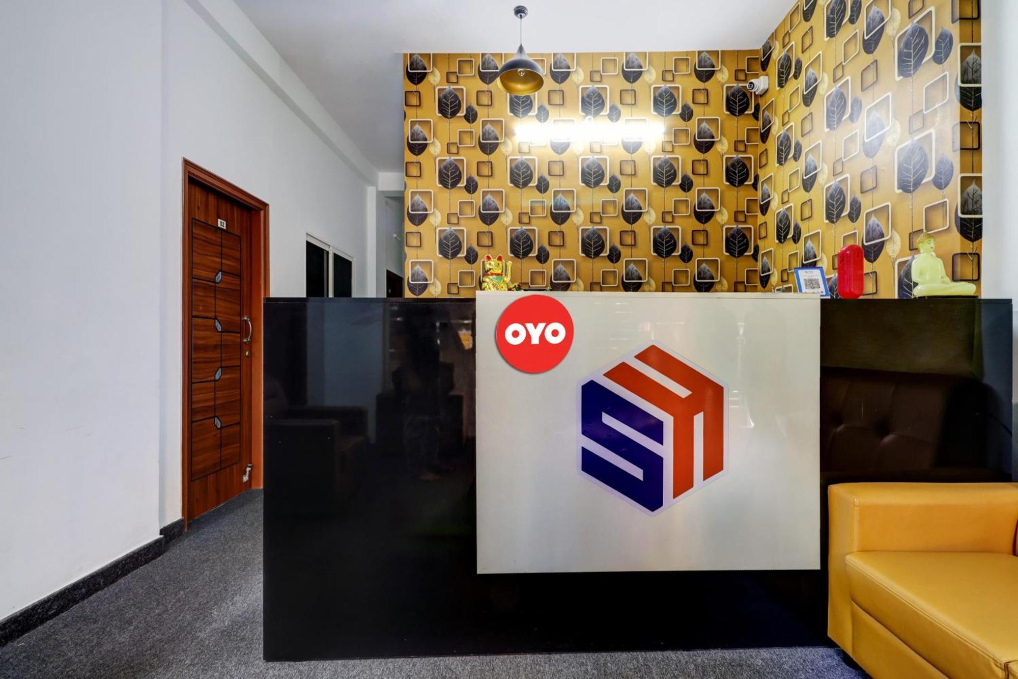 Oyo Pm Hotels Bangalore Luaran gambar